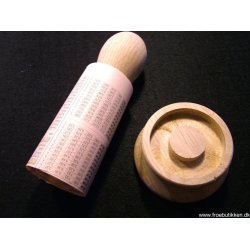 Pot maker. Egetr. FSC mrket tr. Diameter: 4 cm.