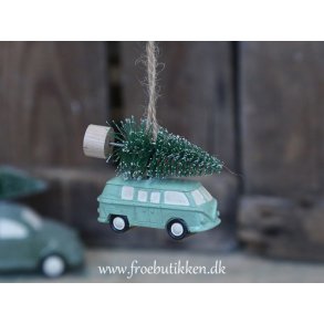 Bil med juletr