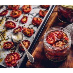 Tomat. Principe borghese. Solanum lycopersicum. kologisk.  Fr.