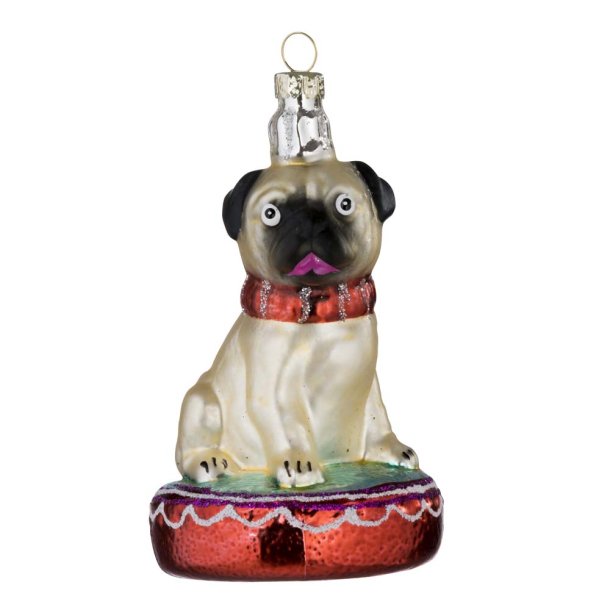 Julekugle. Glas. Hund p� pude.