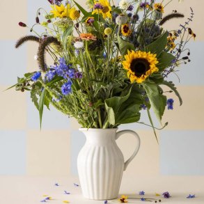 Vase / kande. Butter Cream. Stent�j. 1,7 liter