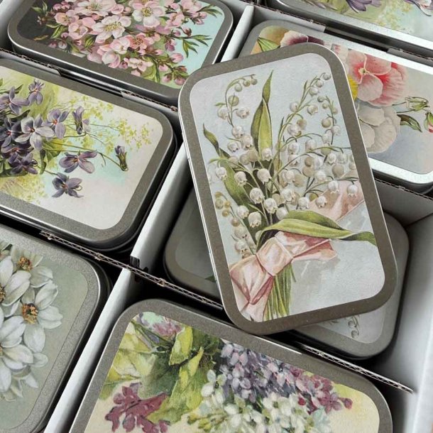 �ske med pastiller. Blomstermotiv. Violsmag